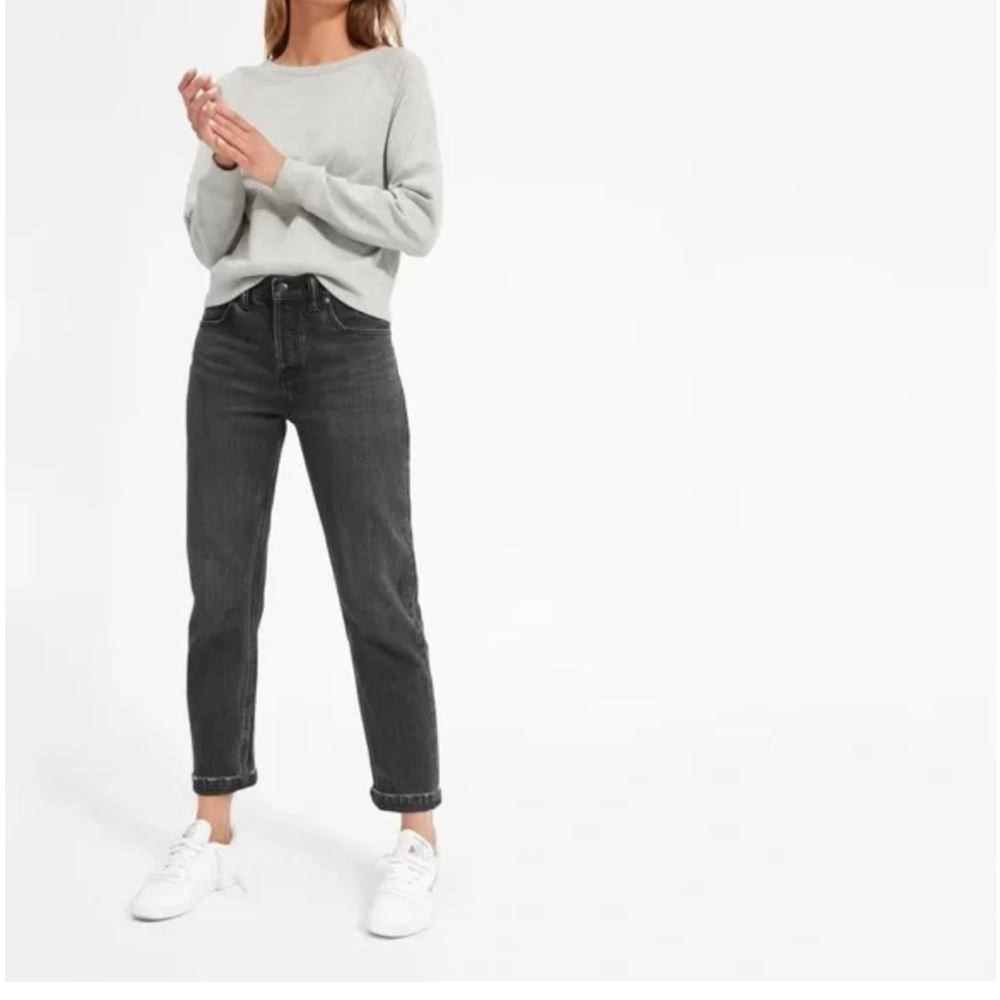 Everlane O-S Boyfriend Ankled Crop Jeans in Washed Black